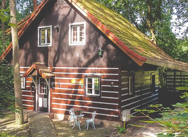 Guest house 560824 - Bungalow Utrecht noord - Romantisch Canadese Loghome