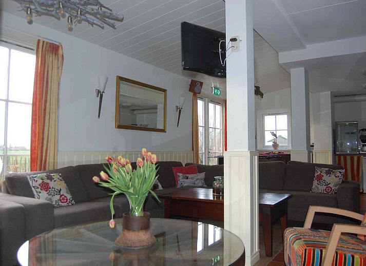 Komfortables Schlafzimmer im Ferienhaus UT020 in Vreeland, Utrecht mit gruenen Akzenten