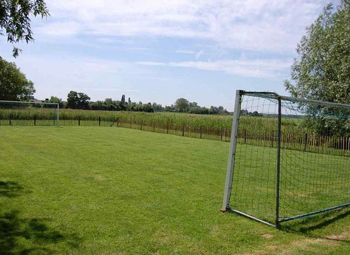 Modernes Badezimmer mit Badewanne im Ferienhaus UT020 in Vreeland, Utrecht