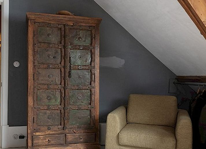 Artful wall decoration in Cottage in Waverveen, vacation home in Utrecht North.