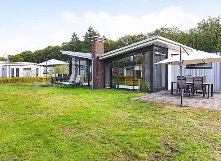 Guest house 570108 • Bungalow Utrechtse Heuvelrug • Amerongse Berg | 10-persoons woning | 10L