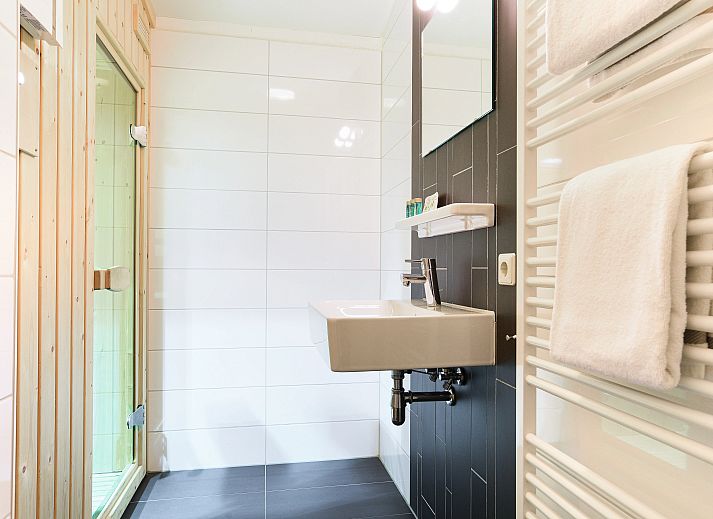 Amerongse Berg 10-persoons vakantiehuis in Overberg met ruim terras en groene omgeving op de Utrechtse Heuvelrug.