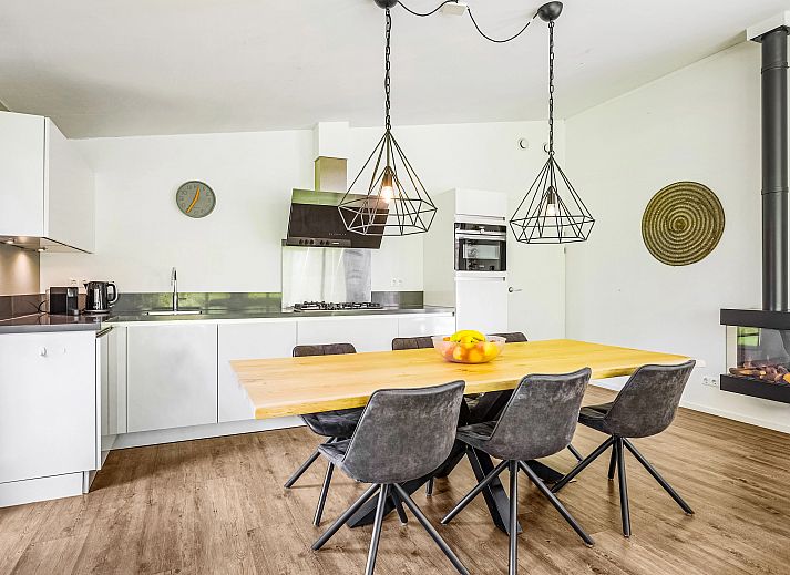 Guest house 570127 - Bungalow Utrechtse Heuvelrug - Amerongse Berg | 6-persoons woning | 6EL2
