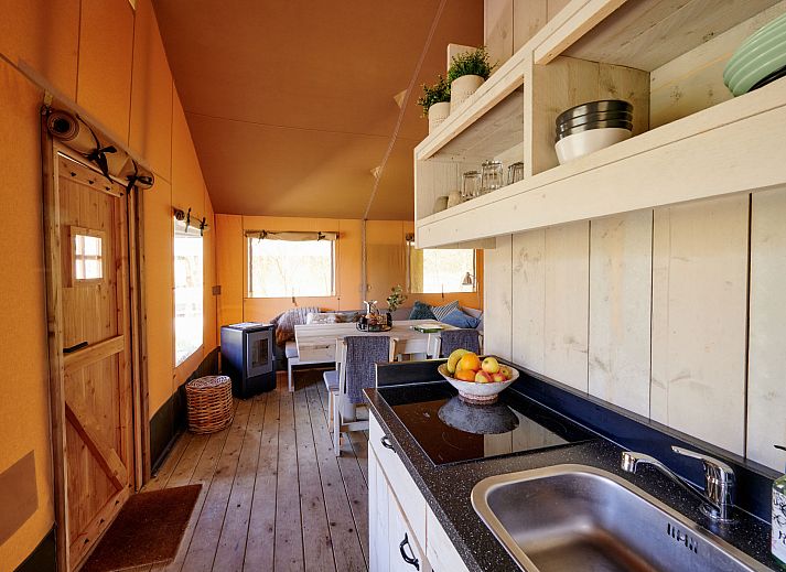 Guest house 570436 - Tent house Utrechtse Heuvelrug - Safaritent Lommerlust