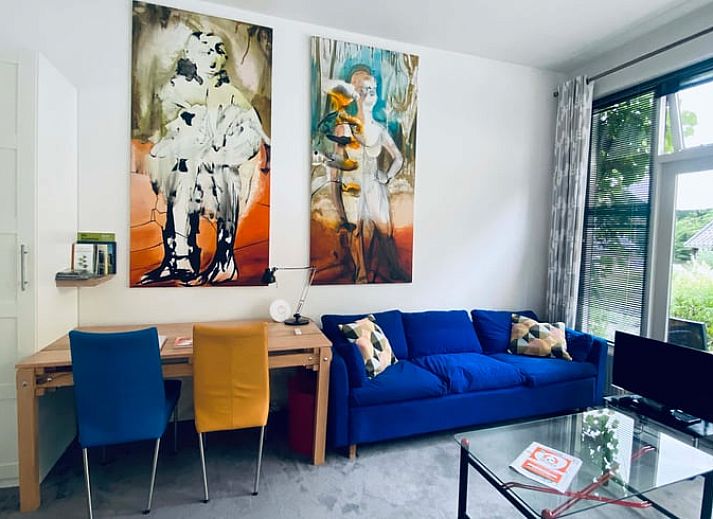 Terrasse des Ferienhauses in Doorn mit Blick auf die Natur, Utrecht.