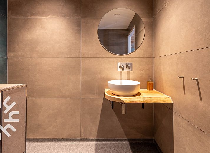 UT070 Ferienhaus in Doorn mit schoener Holzfassade und gruener Umgebung auf dem Utrechter Hoehenruecken.