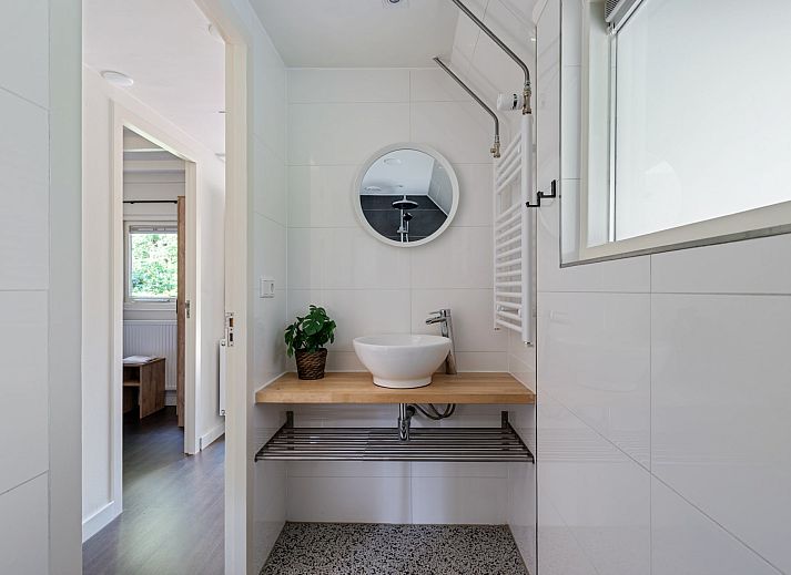 Bungalow Dennenburg surrounded by nature in Doorn, Utrechtse Heuvelrug, ideal vacation home.