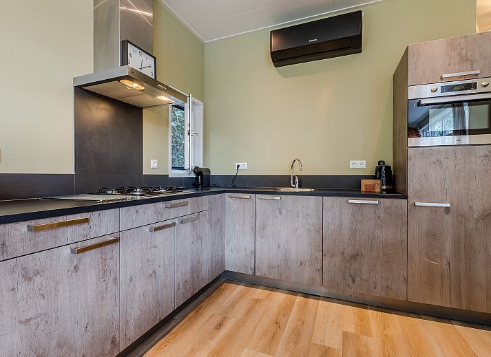 Verblijf 5707124 - Bungalow Utrechtse Heuvelrug - 10-persoons Pool Lodge | 10BZ