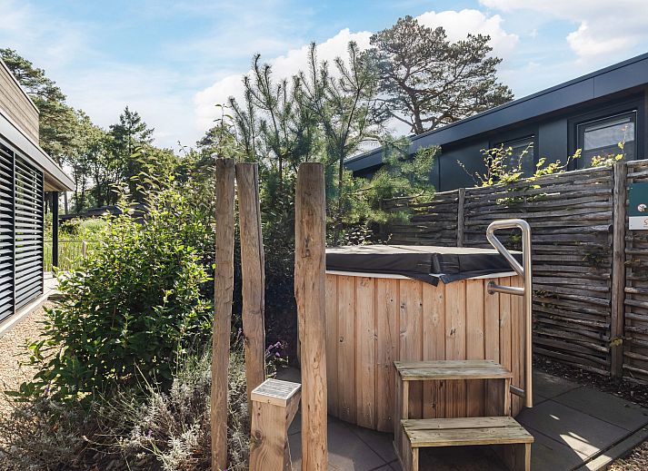 Guest house 5707147 - Bungalow Utrechtse Heuvelrug - 4-6 persoons Water & Hottub lodge | 4-6B3