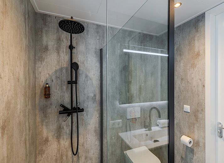 Unterkunft 5707148 - Bungalow Utrechtse Heuvelrug - 6 persoons Water & Hottub lodge | 6B3