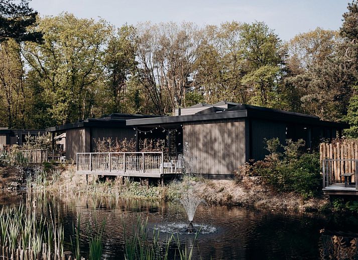 Guest house 570774 • Holiday property Utrechtse Heuvelrug • Luxe Familie Waterlodge + hottub
