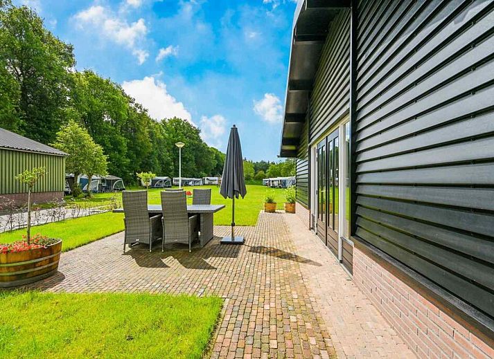 Moderne keuken in vakantiehuis UT037, Leersum, Utrechtse Heuvelrug.