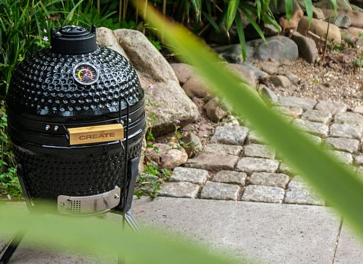 Kampvuurplek bij Huisje in Woudenberg, vakantiehuis op de Utrechtse Heuvelrug.