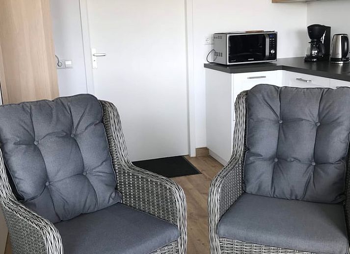 Front Holiday home in Cothen with thatched roof, Utrecht.