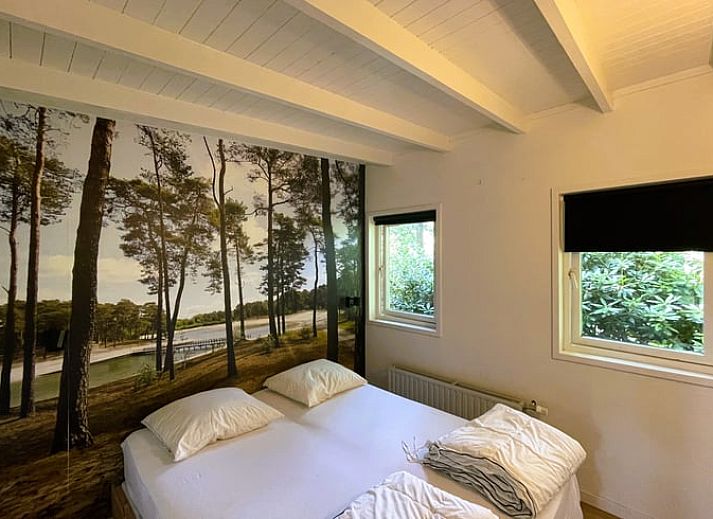 Rustic garden at Holiday home in Maarn, Utrecht Hill Ridge, ideal for relaxing in nature.