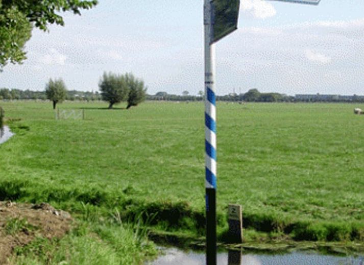 Vakantiehuis in Leerdam, Utrecht omgeven door weelderige natuur.