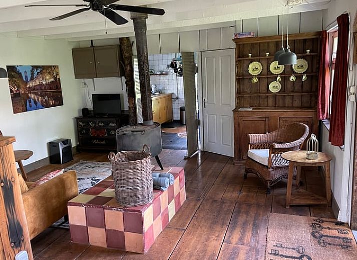 Buitenkant van Huisje in Kockengen, charmant vakantiehuis in een groene omgeving in Utrecht eo, Utrecht.