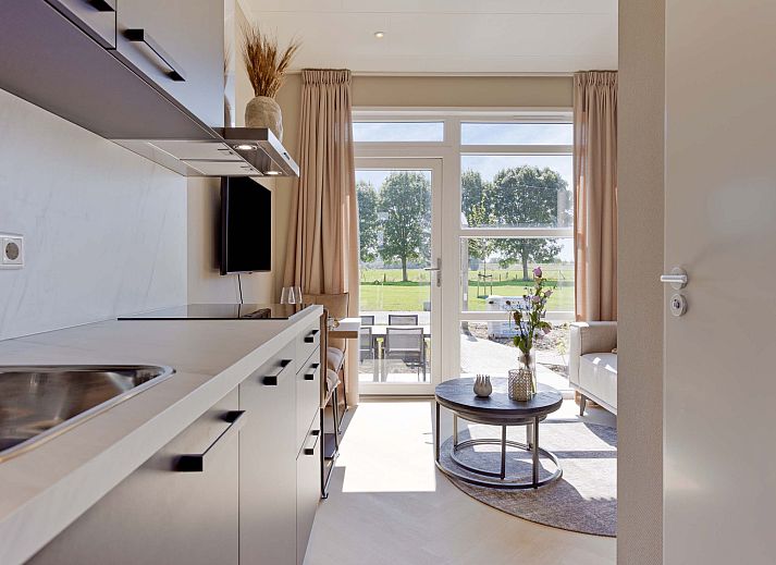 Kleines Haus fr 2 Personen in Lexmond, Utrecht mit modernem Auenbereich und Terrasse.