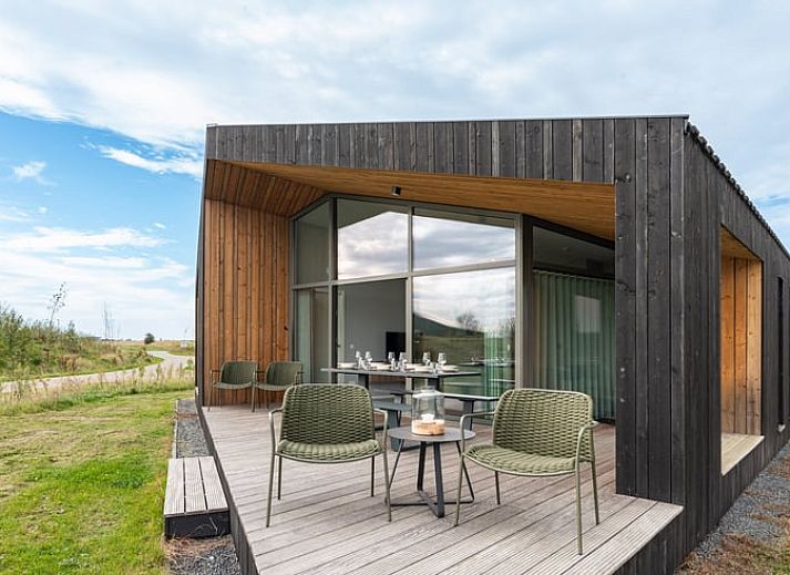 Vacation home in Wissenkerke with modern veranda in North Beveland, Zeeland.