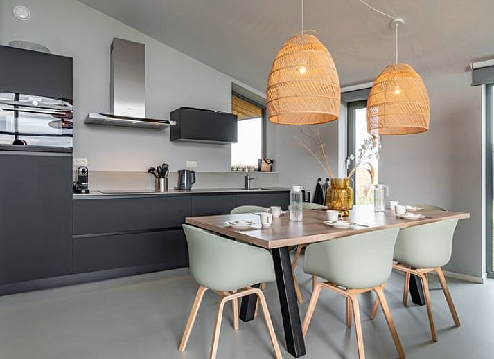 Vacation home in Wissenkerke with modern veranda in North Beveland, Zeeland.