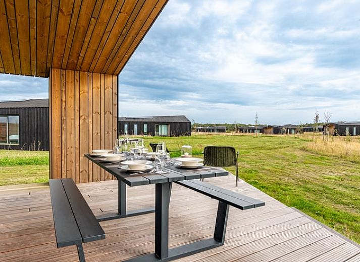 Cozy living space in Holiday home in Wissenkerke, Noord-Beveland, Zeeland.