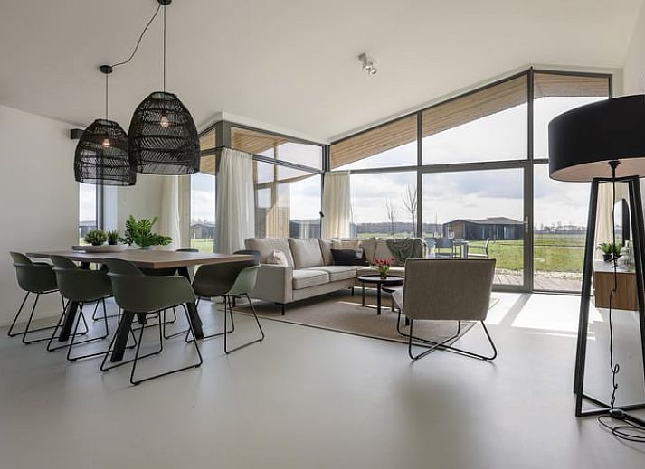 Komfortables Schlafzimmer im Ferienhaus in Wissenkerke, ideal fuer einen erholsamen Aufenthalt in Noord-Beveland, Zeeland.