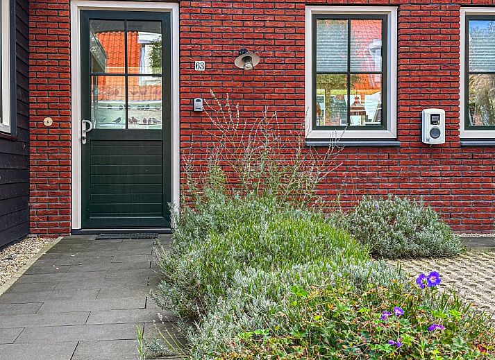 Coast and Calm 63 vakantiehuis met ruime tuin en jacuzzi in Colijnsplaat, Noord-Beveland, Zeeland