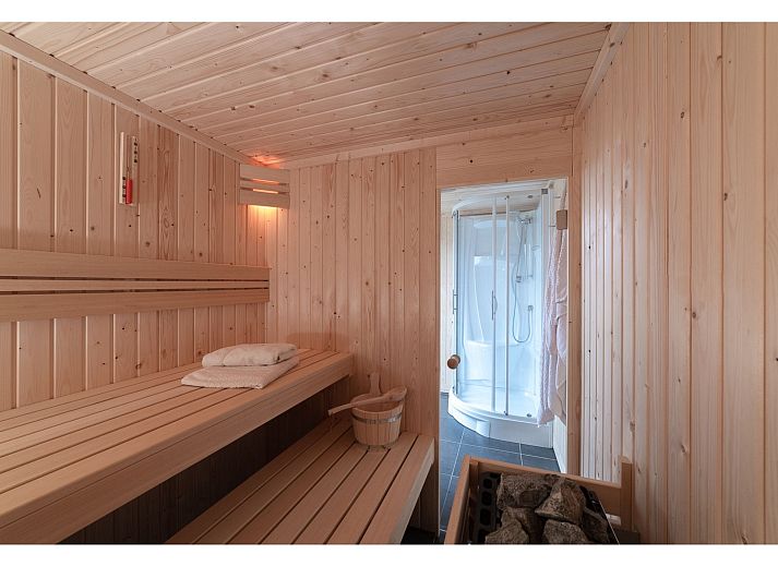 Verblijf 590262 - Vakantiewoning Noord-Beveland - 8 persoons vrijstaand met jacuzzi