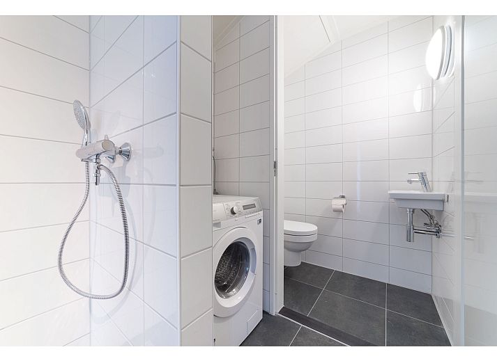 Verblijf 590262 - Vakantiewoning Noord-Beveland - 8 persoons vrijstaand met jacuzzi