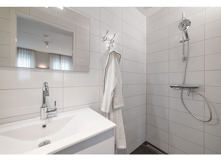 Verblijf 590262 - Vakantiewoning Noord-Beveland - 8 persoons vrijstaand met jacuzzi