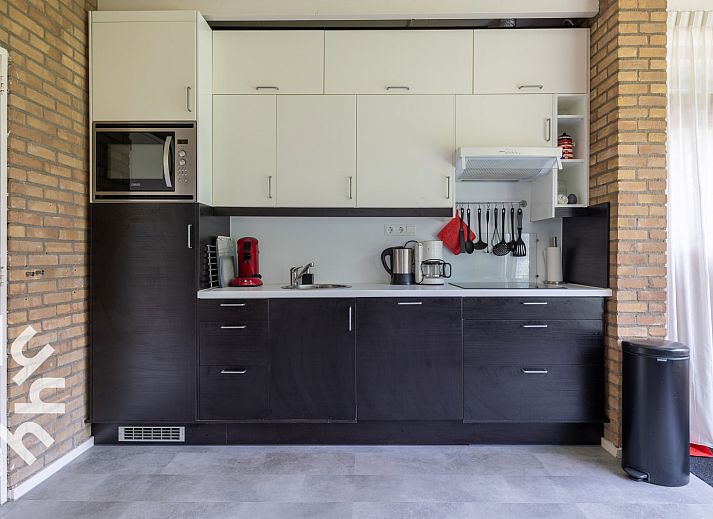 Terrasse mit Sitzgelegenheit im Ferienhaus ZE167 in Kamperland, Noord-Beveland.