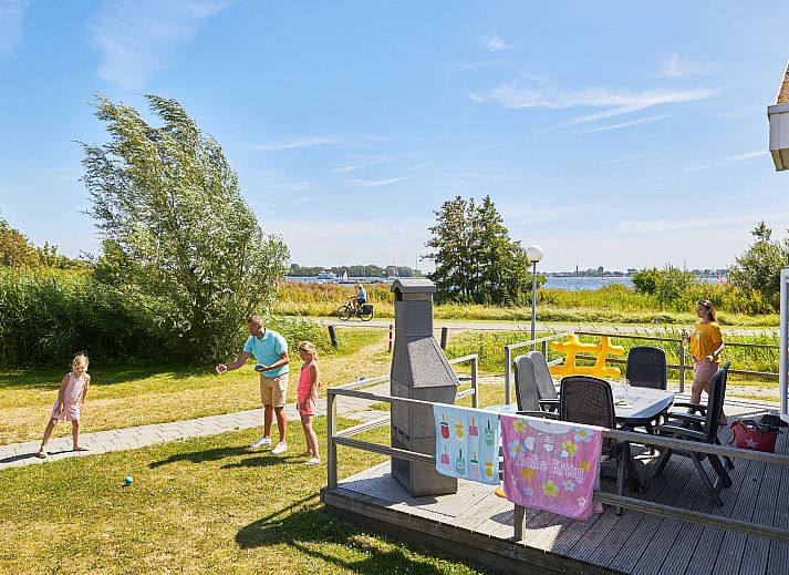 Guest house 590309 • Bungalow Noord-Beveland • Chalet de Bolder