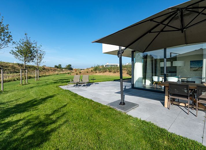 Moderne Sitzecke in Duinvallei 01, Bungalow in Kamperland, Noord-Beveland mit Gartenblick.