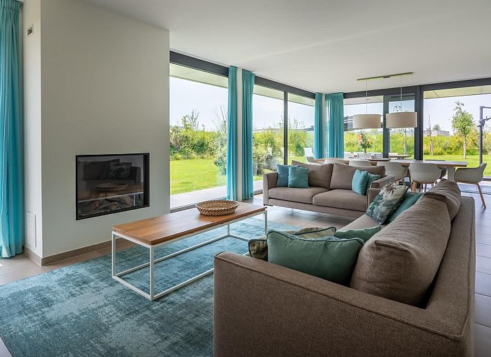 Essecke in Waterline 25 | De Groote Duynen, Ferienhaus in Kamperland, Nord-Beveland, mit Blick auf den Garten.