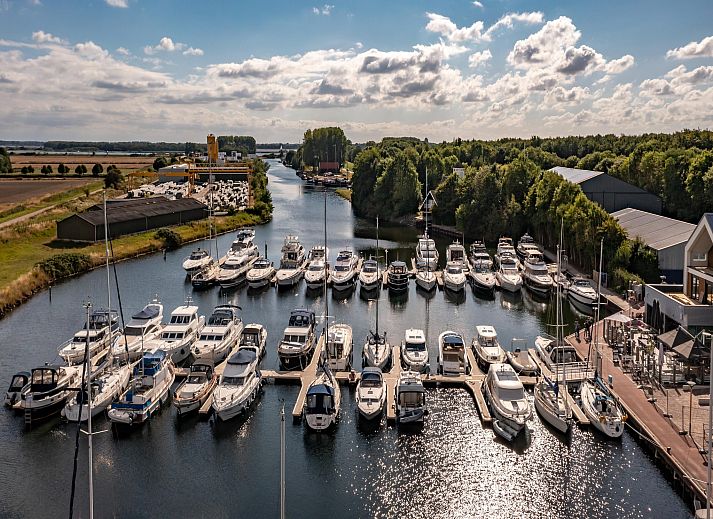 Guest house 5903168 - Apartment Noord-Beveland - Harbour Loft 1K Residence Marina havenzicht