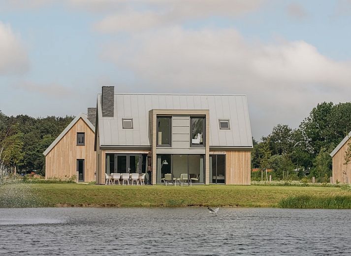 Verblijf 5903171 • Vakantiewoning Noord-Beveland • Watervilla Keats 8 