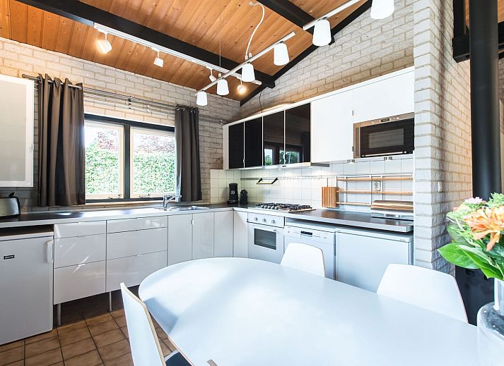 Lichte leefruimte in Ahornenlaan 8 | Ruiterplaat, vakantiehuis in Kamperland, Noord-Beveland.