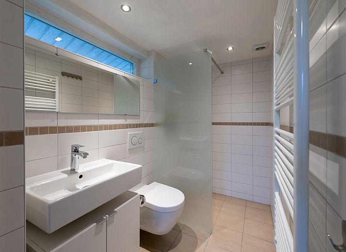 Lichte leefruimte in Ahornenlaan 8 | Ruiterplaat, vakantiehuis in Kamperland, Noord-Beveland.