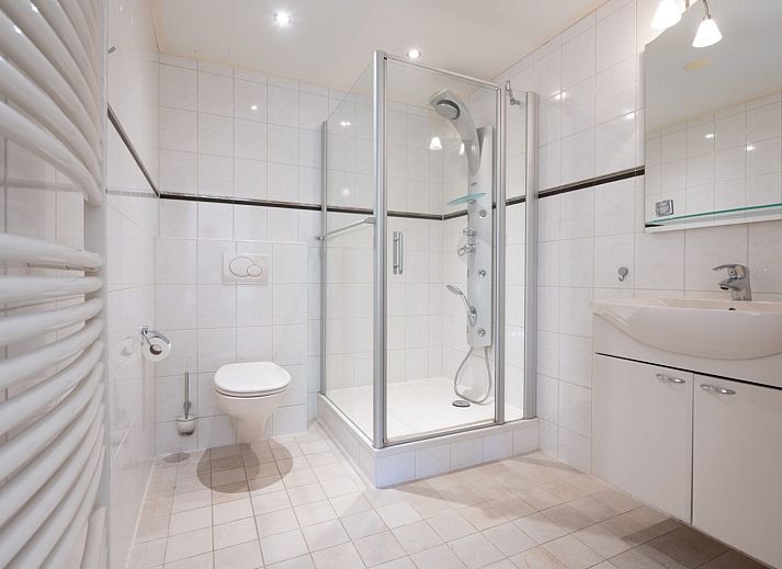 Gemuetliche Sitzecke in Wilgenlaan 1 | Ruiterplaat, Ferienhaus in Kamperland, mit viel Tageslicht.