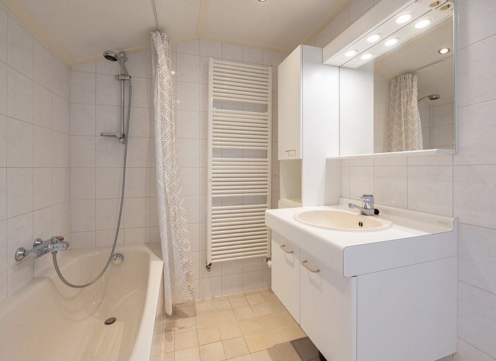 Gemuetliche Sitzecke in Wilgenlaan 1 | Ruiterplaat, Ferienhaus in Kamperland, mit viel Tageslicht.