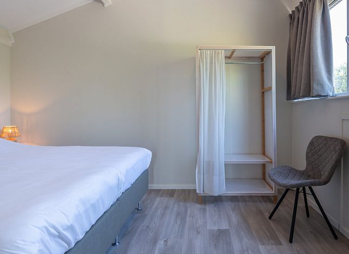 Terrasse von Wilgenlaan 1 | Ruiterplaat, Ferienhaus in Kamperland, ideal fuer Mahlzeiten im Freien.