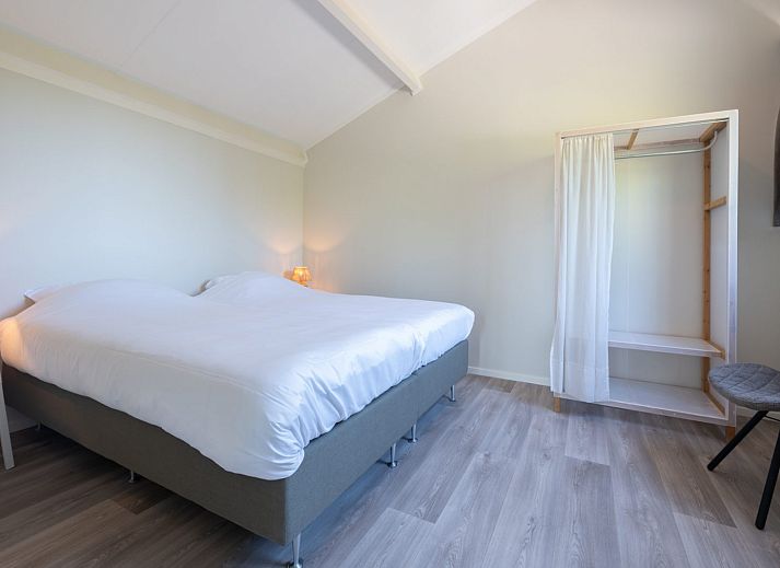 Terrasse von Wilgenlaan 1 | Ruiterplaat, Ferienhaus in Kamperland, ideal fuer Mahlzeiten im Freien.