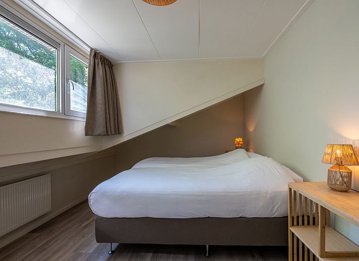 Sonnige Terrasse in Wilgenlaan 1 | Ruiterplaat, Ferienhaus in Kamperland, mit Blick auf den Garten.