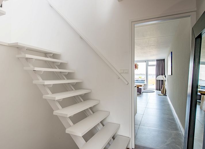 Stilvolles Wohnzimmer im Ferienhaus Havenweg 8, Kamperland, Noord-Beveland.