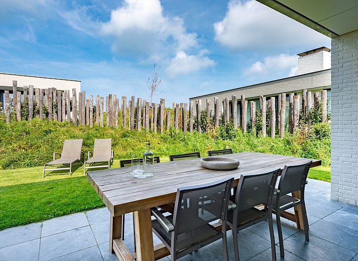 Essecke in Duinvallei 19, Ferienhaus in Kamperland, Zeeland mit Blick auf den Garten
