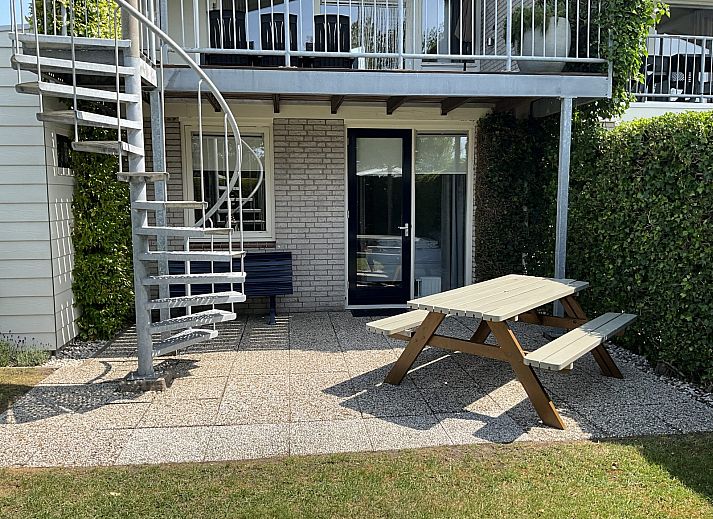 Ostrea 16 vacation home in Kamperland with modern architecture at Roompot Beach Resort, Zeeland.