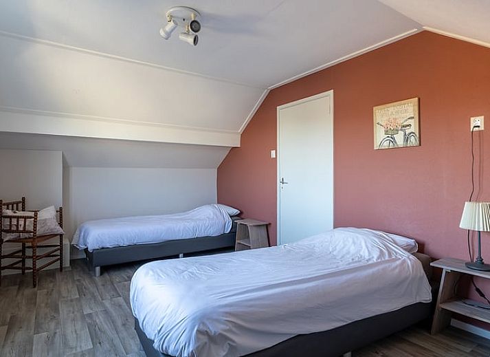 Vakantiehuisje in Kamperland met uitgestrekt uitzicht over de velden in Noord-Beveland, Zeeland.