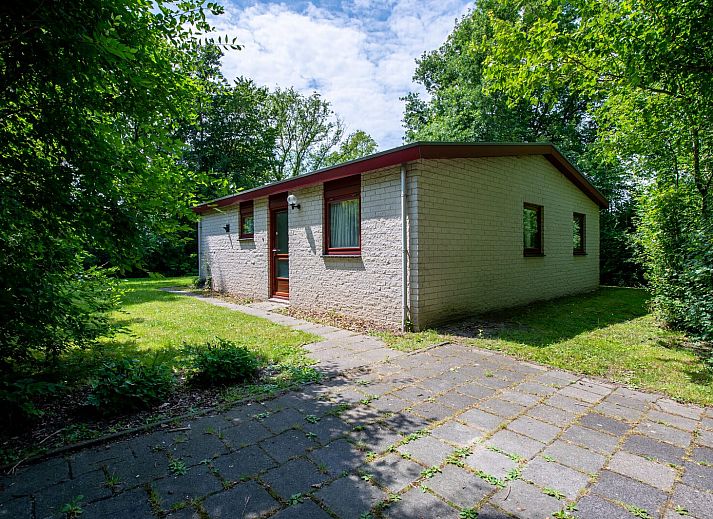 Essecke mit Blick auf die Natur im Ferienhaus Zwanenlaan 19, De Schotsman, Kamperland.