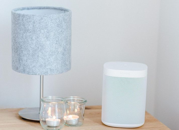 Buiten dineren op het terras van VZ1179 Vakantiehuis in Kamperland, Noord-Beveland, Zeeland.