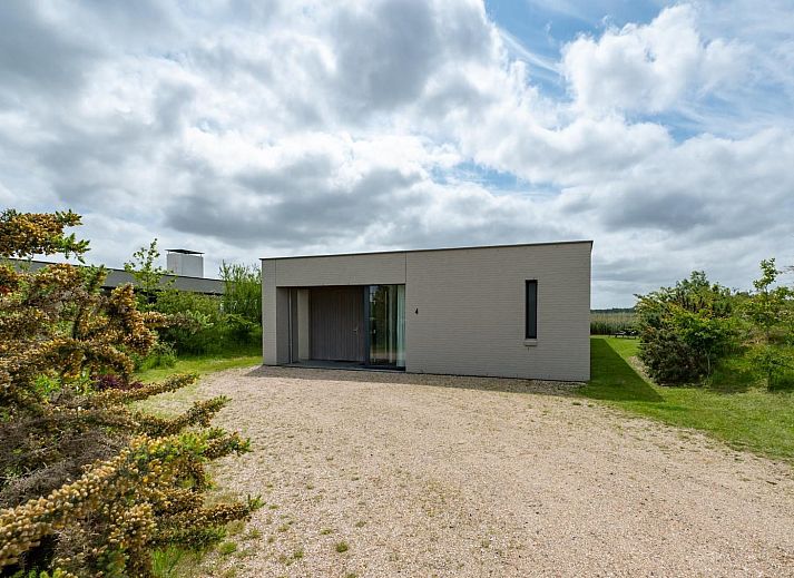 Stylish dining room in Waterline 04, De Groote Duynen, Kamperland, Zeeland.